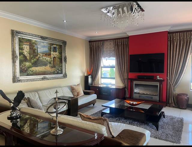 4 BEDROOM HOUSE FOR SALE IN SAVANNAH HILLS ESTATE